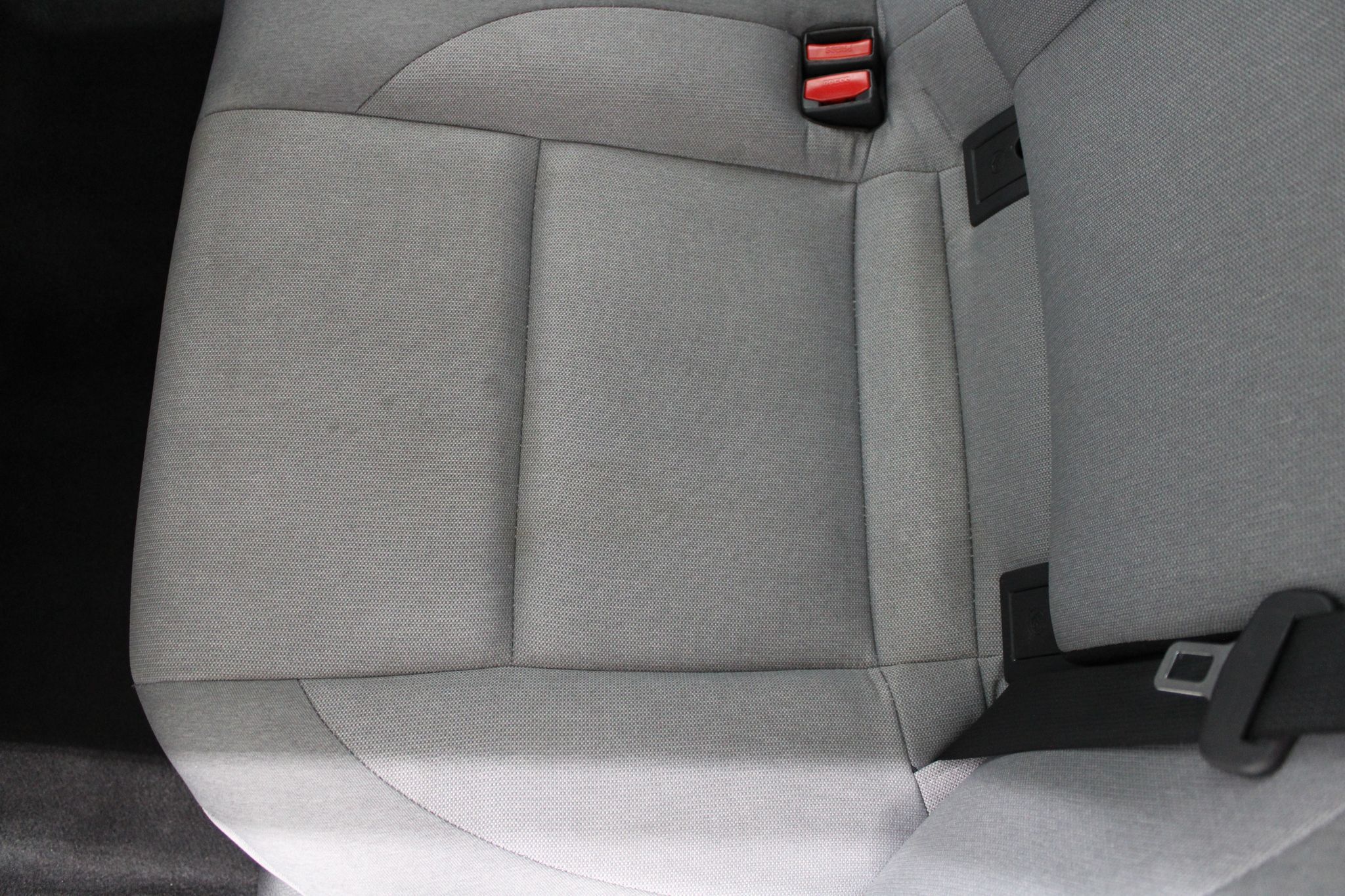 Used 2025 Toyota Camry LE FWD image 17