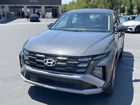Certified 2026 Hyundai Tucson SE AWD/4WD image 2