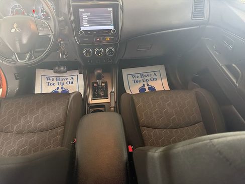 Used 2022 Mitsubishi Outlander Sport LE image 23