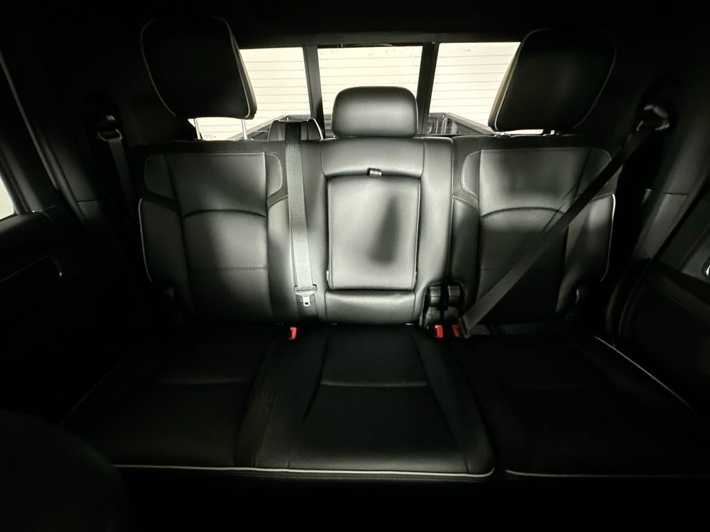 New 2026 RAM 3500 Laramie AWD/4WD image 10