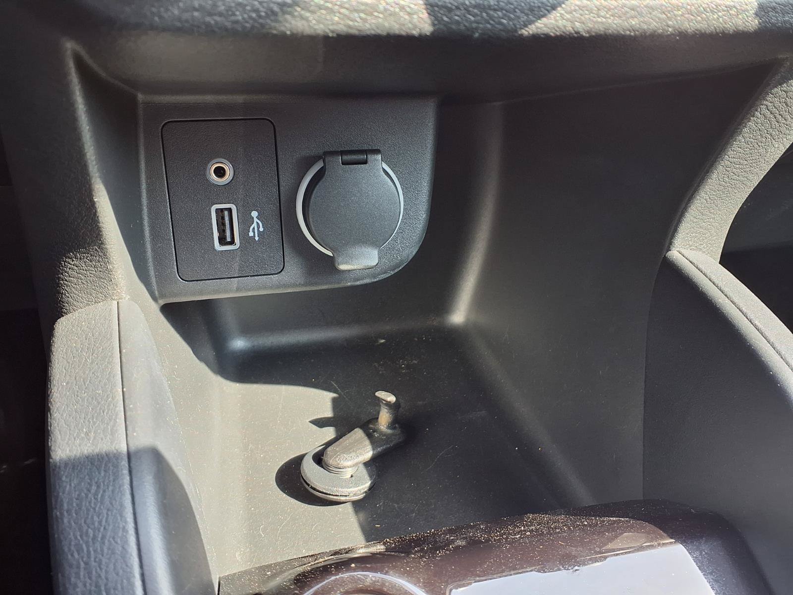 Used 2021 Nissan Kicks S FWD image 8