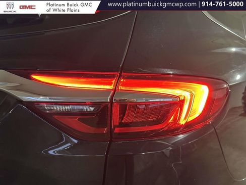 Used 2021 Buick Enclave Avenir w/ Avenir Technology Package image 9