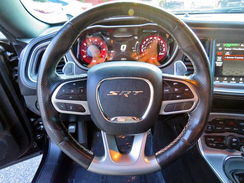 Used 2020 Dodge Challenger SRT Hellcat Redeye image 22