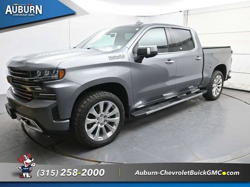 Used 2021 Chevrolet Silverado 1500 High Country w/ Technology Package image 2