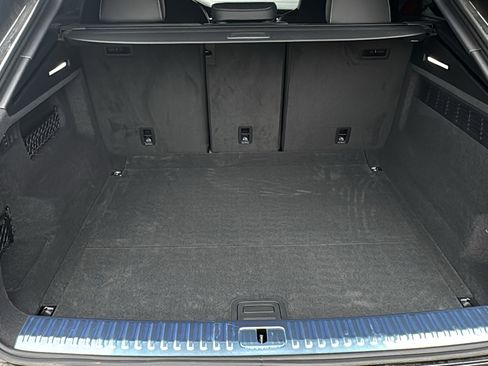 New 2025 Audi SQ8 Premium Plus image 25