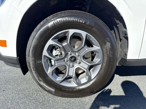 New 2025 Ford Maverick XLT w/ Equipment Group 301A image 29