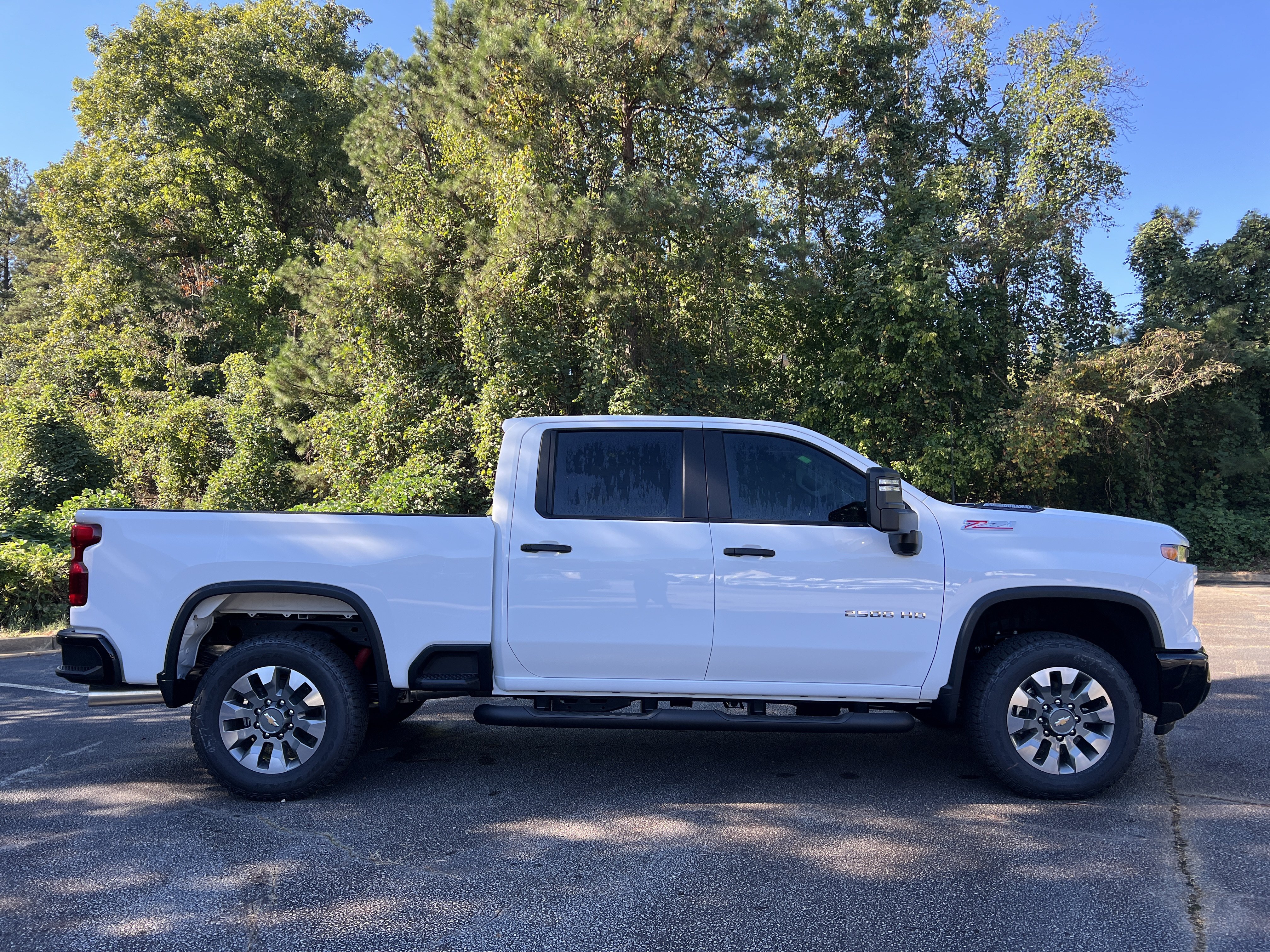 New 2026 Chevrolet Silverado 2500 Custom w/ Custom Value Package AWD/4WD image 10