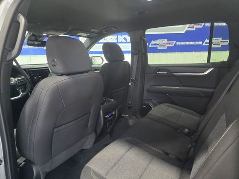 Used 2025 GMC Acadia Elevation image 20