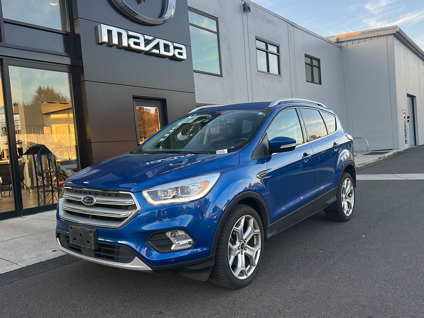 Used 2018 Ford Escape Titanium w/ Ford Safe & Smart Package AWD/4WD image 1