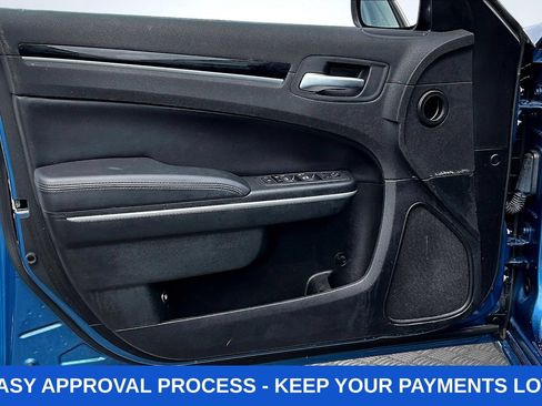 Used 2023 Chrysler 300 Touring w/ Sport Appearance Package RWD image 22