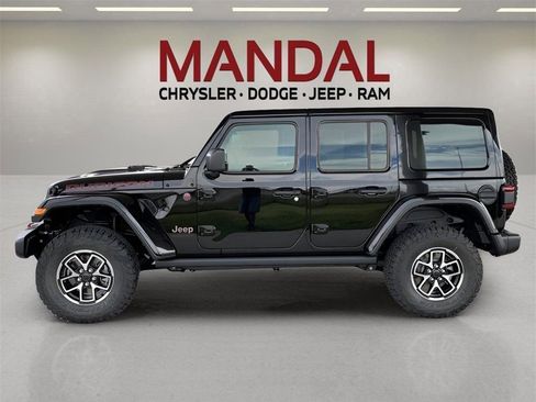 New 2025 Jeep Wrangler Unlimited Rubicon w/ Convenience Group AWD/4WD image 11