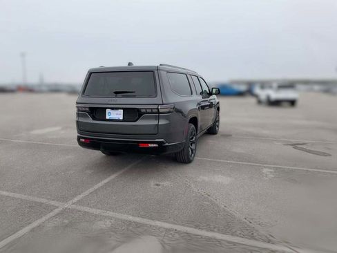 New 2026 Jeep Grand Wagoneer L Limited image 11