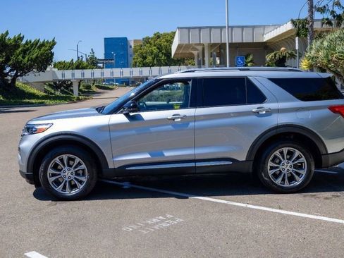 Used 2021 Ford Explorer Limited w/ Equipment Group 301A image 11