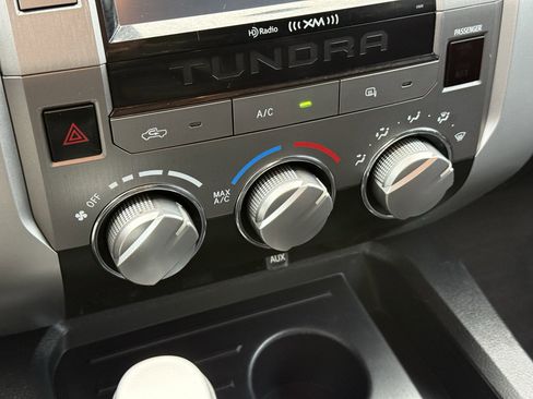 Used 2015 Toyota Tundra SR5 image 22