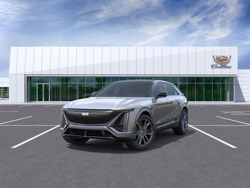 New 2026 Cadillac Lyriq V image 8