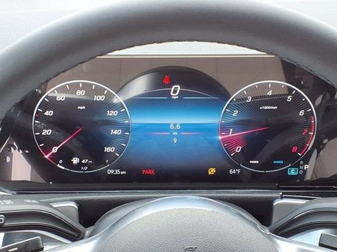 New 2026 Mercedes-Benz GLB 250 image 11