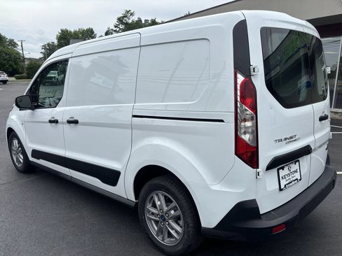 Used 2023 Ford Transit Connect XLT FWD image 3