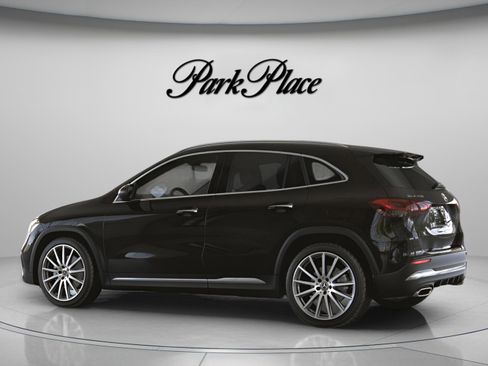 Used 2022 Mercedes-Benz GLA 250 image 11