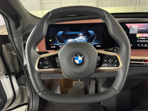 Used 2026 BMW iX xDrive45 AWD/4WD image 25