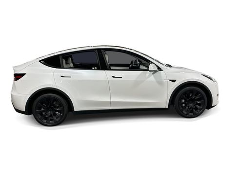 Certified 2021 Tesla Model Y Long Range AWD/4WD image 7
