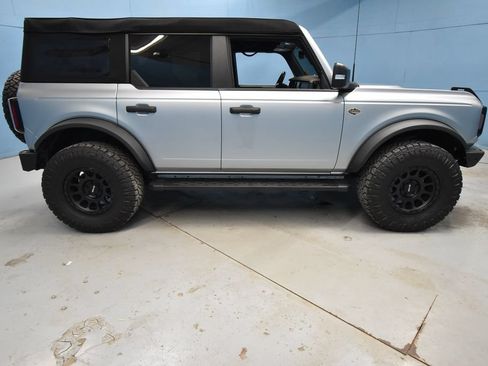 Used 2023 Ford Bronco Wildtrak AWD/4WD image 34