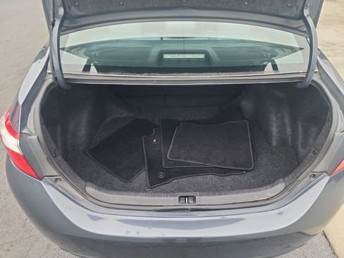 Used 2014 Toyota Corolla LE FWD image 22