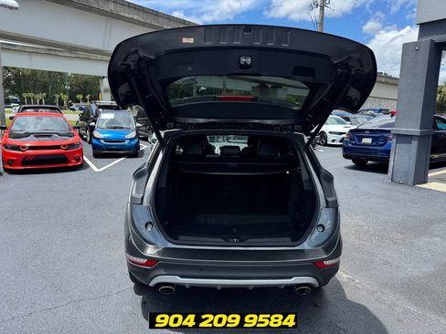 Used 2017 Lincoln MKC Select FWD image 28