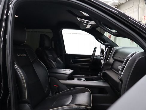 Used 2023 RAM 2500 Laramie w/ Night Edition image 28