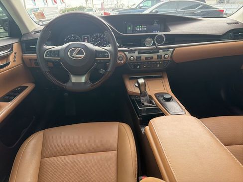 Used 2018 Lexus ES 350 image 12
