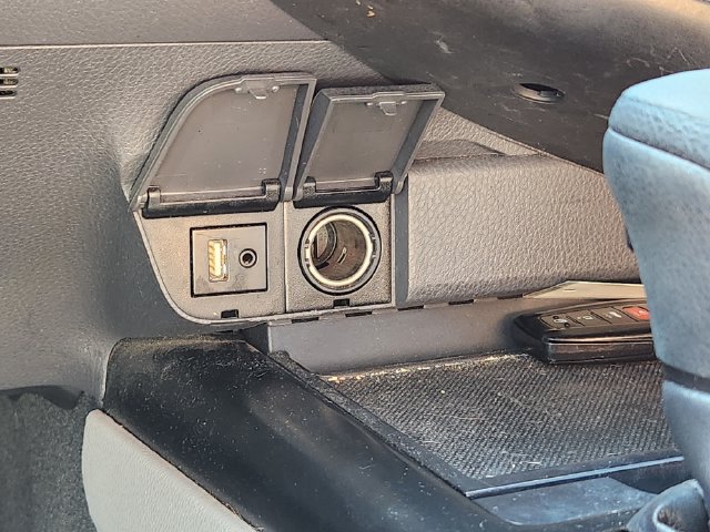 Used 2018 Toyota Camry LE w/ Convenience Package FWD image 15