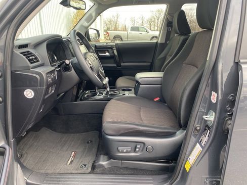 Used 2024 Toyota 4Runner TRD Off-Road image 11