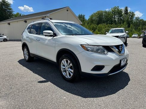 Used 2016 Nissan Rogue SV w/ SV Premium Package AWD/4WD image 7