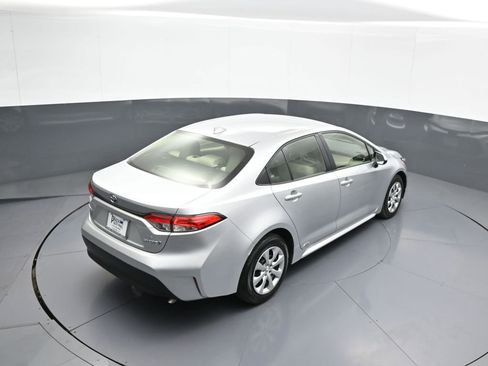 Certified 2024 Toyota Corolla LE AWD/4WD image 36