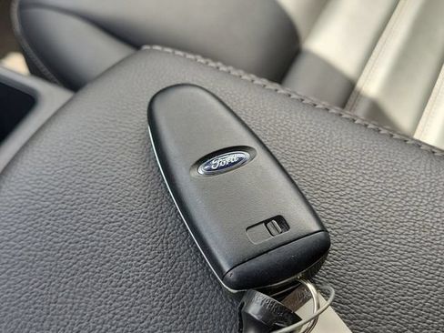 Used 2019 Ford Escape SEL FWD image 35