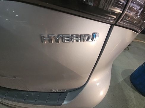 Used 2022 Toyota Highlander XLE image 4