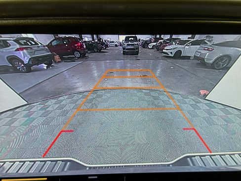 Used 2019 Chevrolet Colorado LT w/ LT Convenience Package RWD image 18