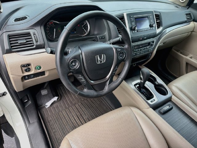 Used 2017 Honda Ridgeline RTL image 9