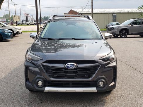 Used 2023 Subaru Outback Touring XT AWD/4WD image 3