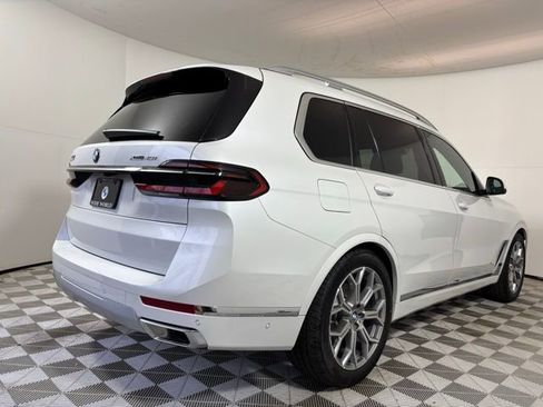 New 2026 BMW X7 xDrive40i image 7