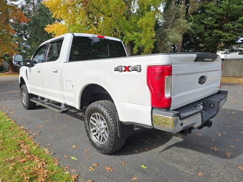 Used 2018 Ford F250 Lariat image 4