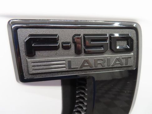 Used 2024 Ford F150 Lariat image 53