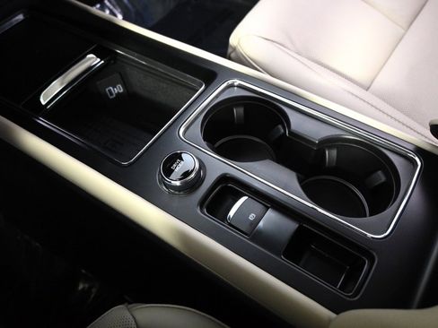 New 2026 Lincoln Corsair Reserve w/ Jet Appearance Package image 32