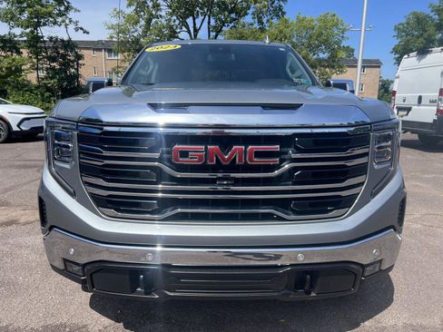 Used 2023 GMC Sierra 1500 SLT w/ SLT Premium Plus Package AWD/4WD image 2