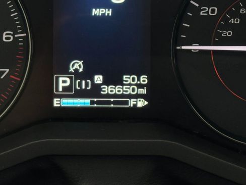 Used 2023 Subaru Crosstrek 2.0i Premium image 16