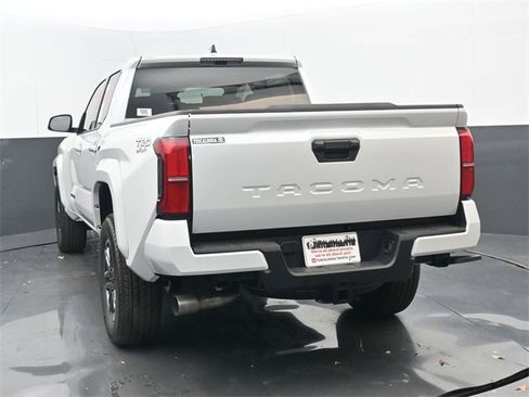 New 2025 Toyota Tacoma TRD Sport image 18