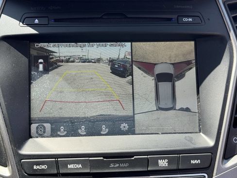 Used 2018 Hyundai Santa Fe Sport w/ Cargo Package FWD image 19