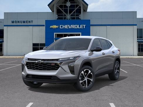 New 2026 Chevrolet Trax RS w/ Driver Confidence Package FWD image 6