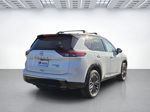 New 2026 Nissan Rogue Platinum w/ Platinum Premium Package AWD/4WD image 4