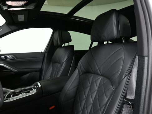 New 2026 BMW X6 xDrive40i w/ Climate Comfort Package image 15