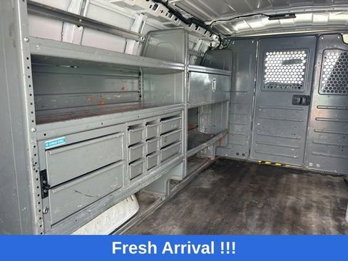 Used 2020 Chevrolet Express 2500 w/ Communications Package image 9